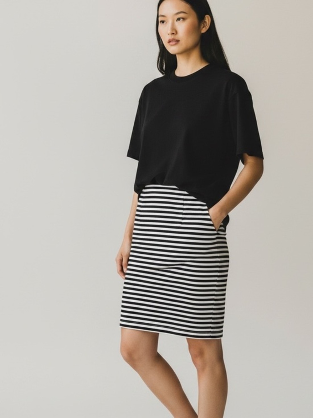 Loft outlet stretch black and white striped preppy nautical skirt size 4